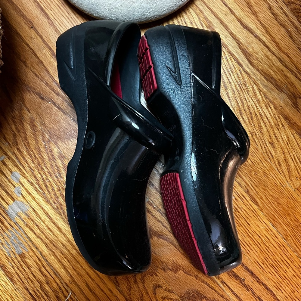 Womens Black Shoes - Nursing, Chef, hospital staff - Picture 3 of 4